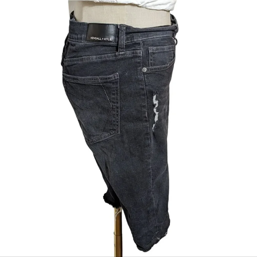 Kendall & Kylie Long Black The BU Shorts